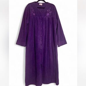 Elegant Purple Women's Embroidered Robe